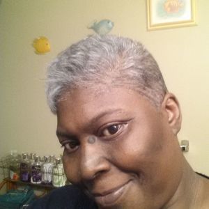 Meet your Posher, Joyce